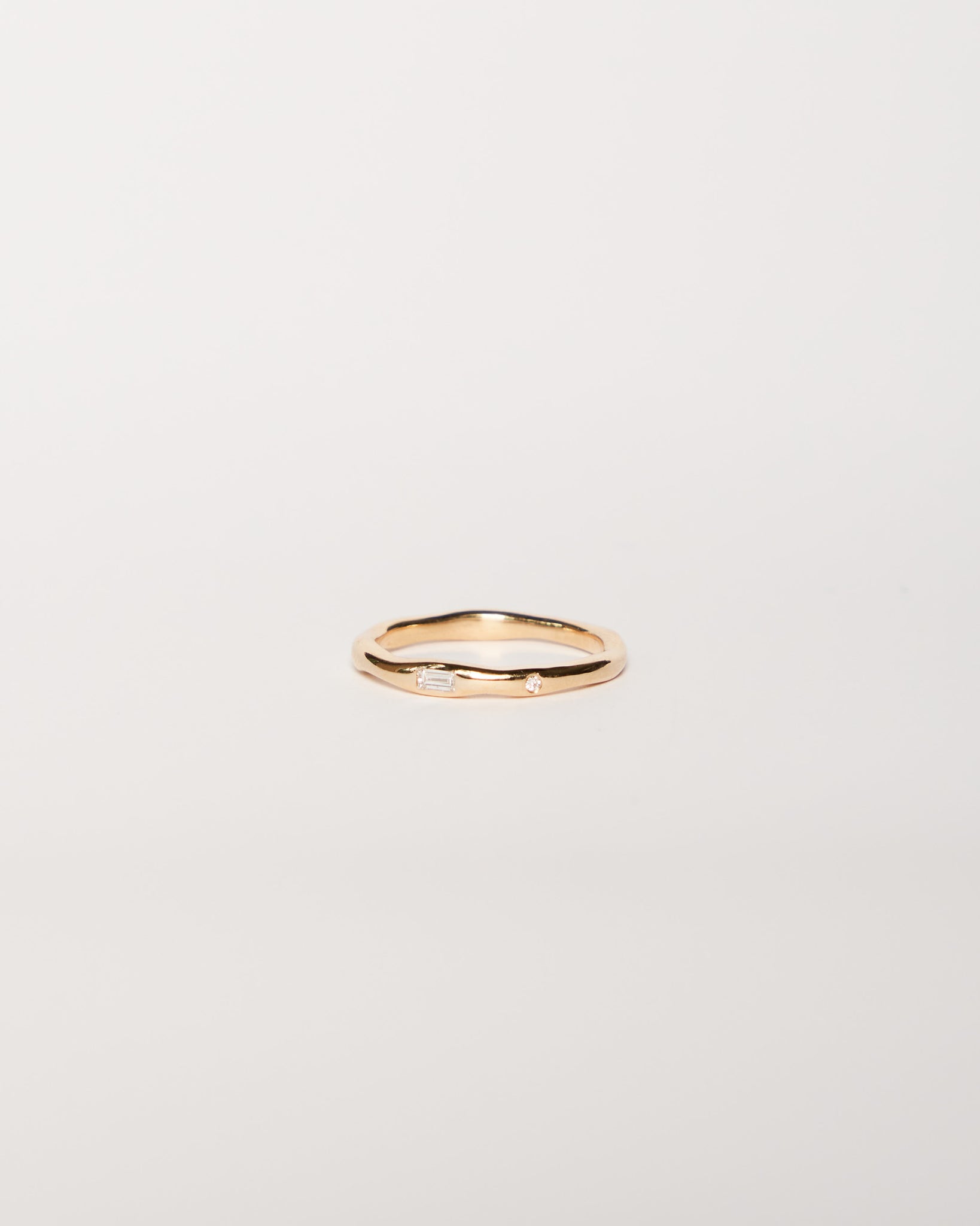 Diamonds on Thin Fluid Ring, Solid 14k Gold