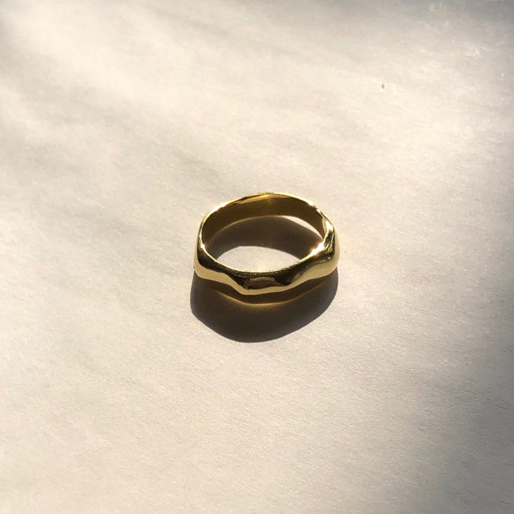 Fluid Band Ring, Solid 14k Gold – Modern Myth